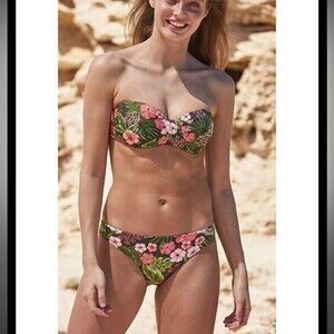 NWOT AERIE BOTANICAL FLOWER CHEEKY BOTTOM. SIZE MEDIUM